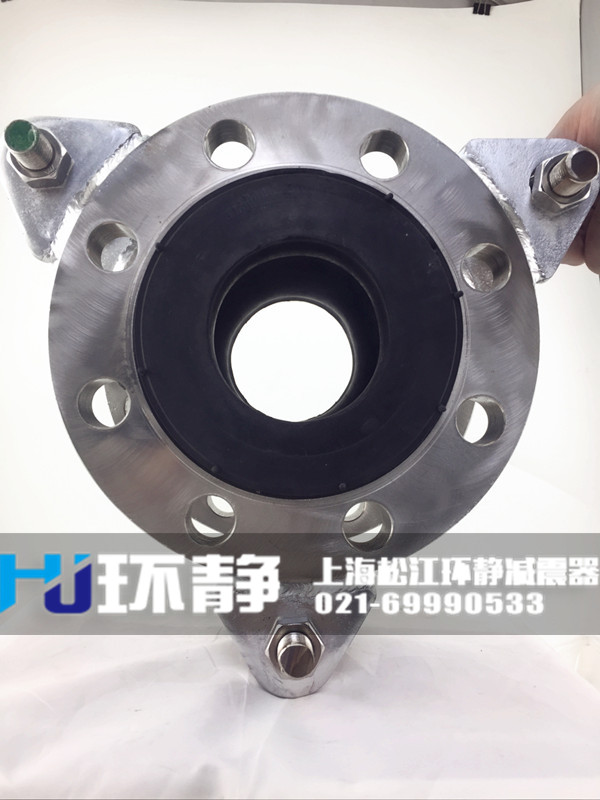 限位不銹鋼<a href=http://www.hengshengfj.cn/products/xiangjiaojietou/danqiu target=_blank class=infotextkey>單球體<a href=http://www.hengshengfj.cn target=_blank class=infotextkey>橡膠接頭</a></a>安裝實圖